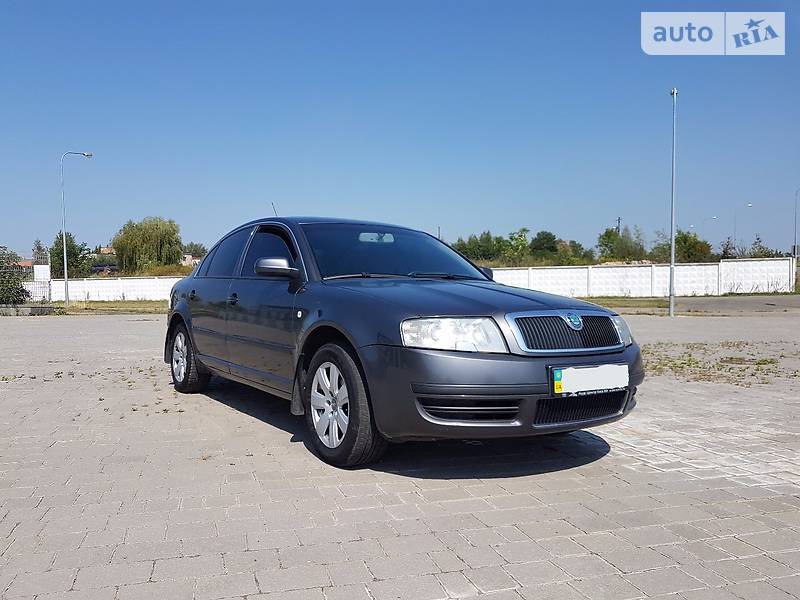 Седан Skoda Superb 2005 в Львові