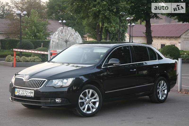 Лифтбек Skoda Superb 2013 в Каменском