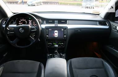 Лифтбек Skoda Superb 2013 в 