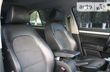 Лифтбек Skoda Superb 2013 в 