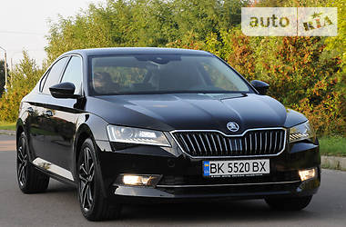 Седан Skoda Superb 2016 в Ровно