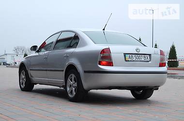 Седан Skoda Superb 2006 в Виннице