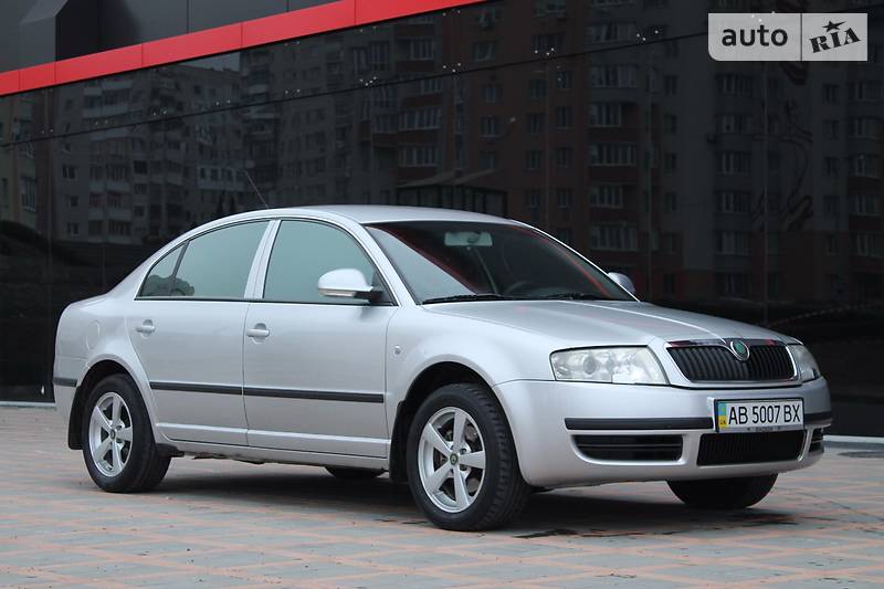 Седан Skoda Superb 2006 в Виннице