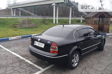 Седан Skoda Superb 2006 в Киеве