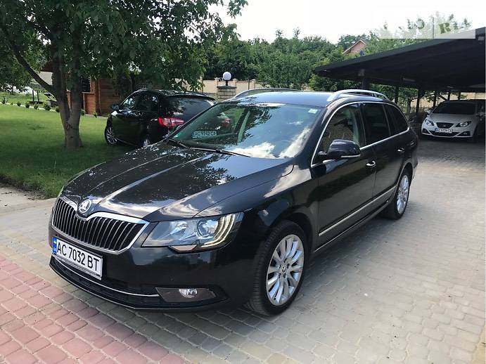 Универсал Skoda Superb 2014 в Луцке