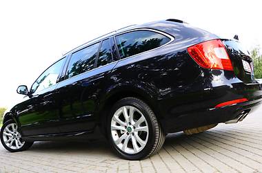 Универсал Skoda Superb 2012 в Дрогобыче