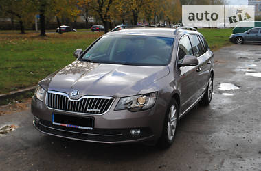 Универсал Skoda Superb 2013 в Львове