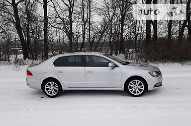 Седан Skoda Superb 2015 в Хмельницком