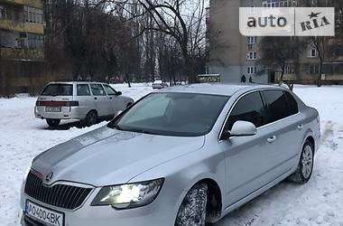 Хэтчбек Skoda Superb 2014 в Ужгороде