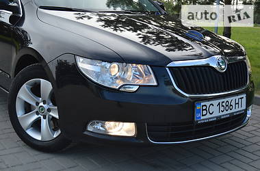 Универсал Skoda Superb 2013 в Дрогобыче