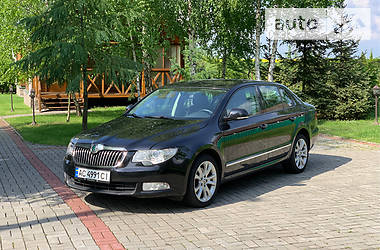 Skoda Superb 2012