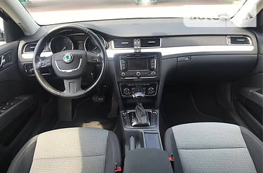 Универсал Skoda Superb 2013 в 