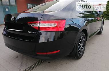 Лифтбек Skoda Superb 2016 в Хмельницком