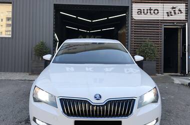 Седан Skoda Superb 2017 в Сумах