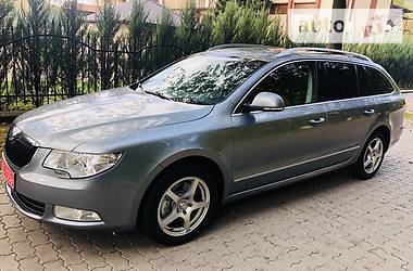 Универсал Skoda Superb 2011 в Сваляве