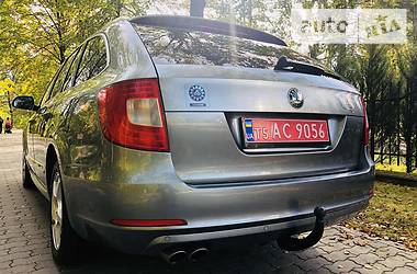 Универсал Skoda Superb 2011 в Сваляве