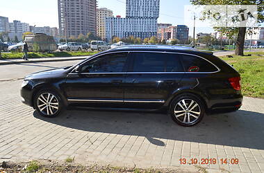 Skoda Superb 2011