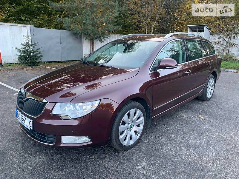 Универсал Skoda Superb 2011 в Львове