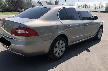 Седан Skoda Superb 2009 в Кам'янському