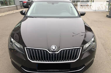 Лифтбек Skoda Superb 2018 в Киеве