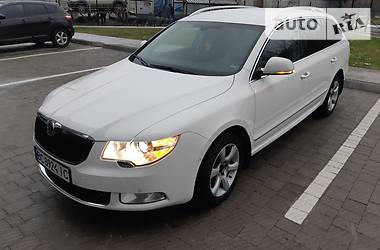 Skoda Superb 2011