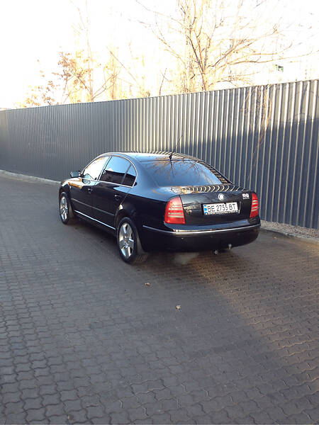 Седан Skoda Superb 2003 в Миколаєві