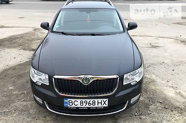 Універсал Skoda Superb 2011 в 