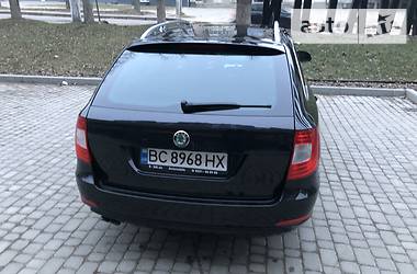 Універсал Skoda Superb 2011 в 
