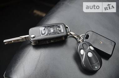 Седан Skoda Superb 2010 в 
