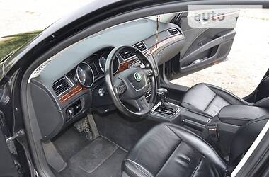 Седан Skoda Superb 2010 в 