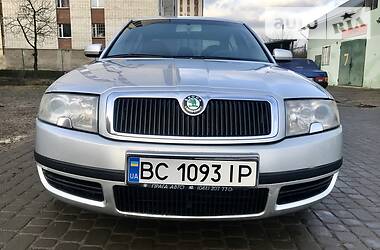 Седан Skoda Superb 2003 в 