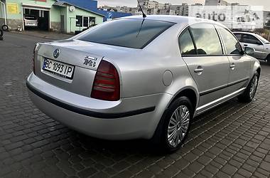 Седан Skoda Superb 2003 в 