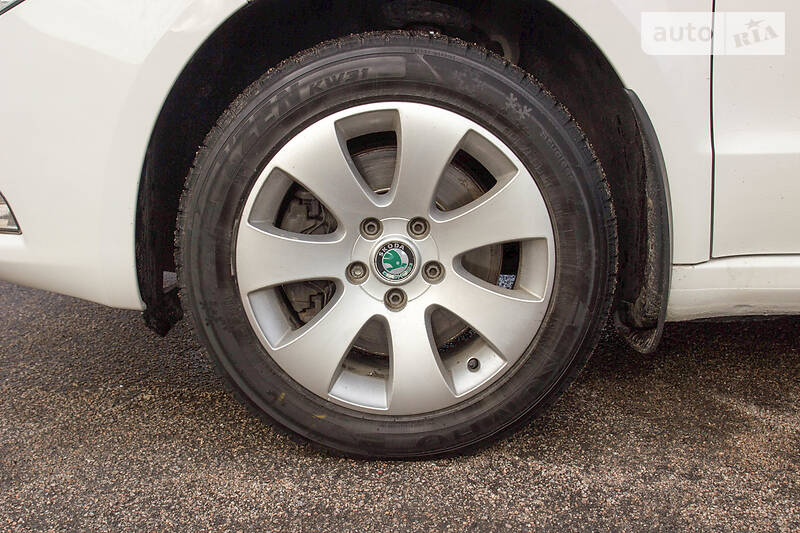 Седан Skoda Superb 2012 в Запоріжжі