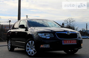 Седан Skoda Superb 2010 в 