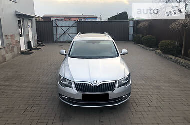 Универсал Skoda Superb 2013 в Умани