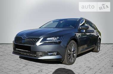 Универсал Skoda Superb 2018 в Киеве