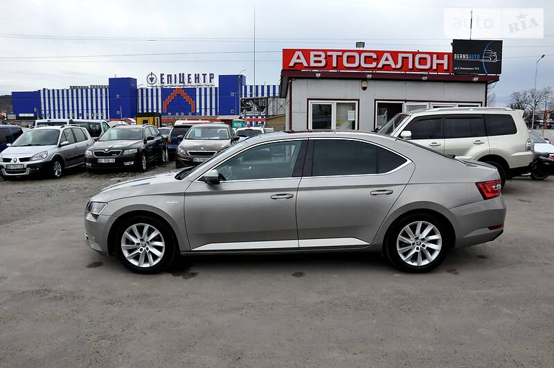Седан Skoda Superb 2017 в Львові фото 24 Седан Skoda Superb 2017 в Львові
