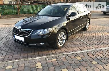 Седан Skoda Superb 2013 в Кропивницком