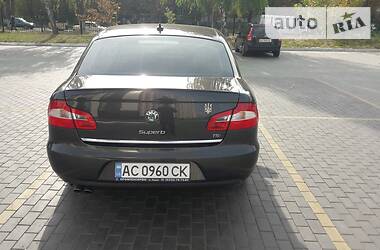 Хэтчбек Skoda Superb 2011 в Луцке