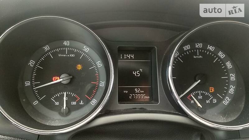 Універсал Skoda Superb 2011 в Чернігові фото 11 Універсал Skoda Superb 2011 в Чернігові