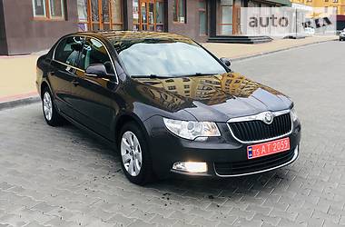 Седан Skoda Superb 2010 в Луцке