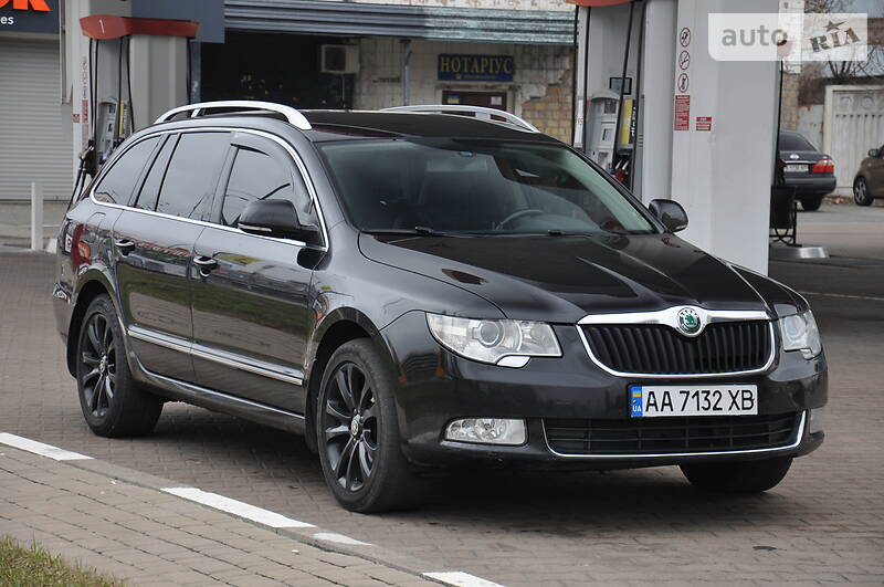 Універсал Skoda Superb 2011 в Києві