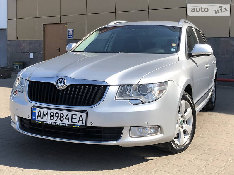 Універсал Skoda Superb 2010 в Житомирі
