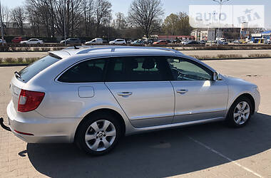Універсал Skoda Superb 2010 в 