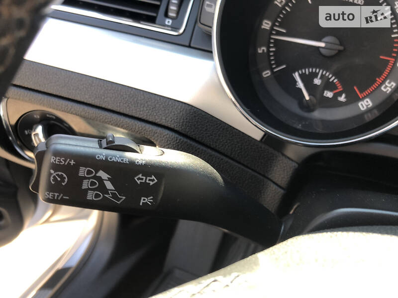 Універсал Skoda Superb 2010 в Житомирі