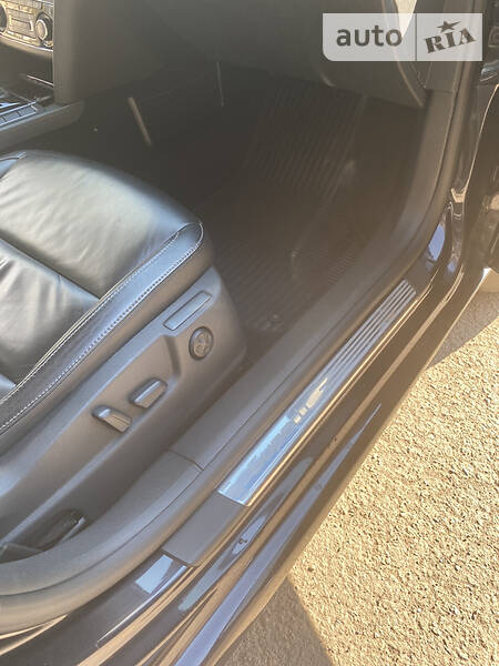 Седан Skoda Superb 2010 в Кривому Розі