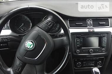 Універсал Skoda Superb 2011 в 