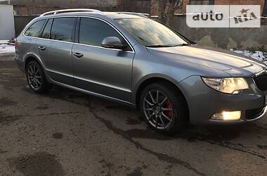 Універсал Skoda Superb 2011 в 