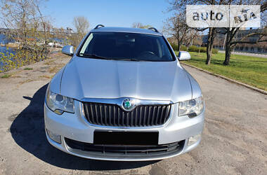 Універсал Skoda Superb 2010 в 