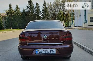 Ліфтбек Skoda Superb 2010 в 